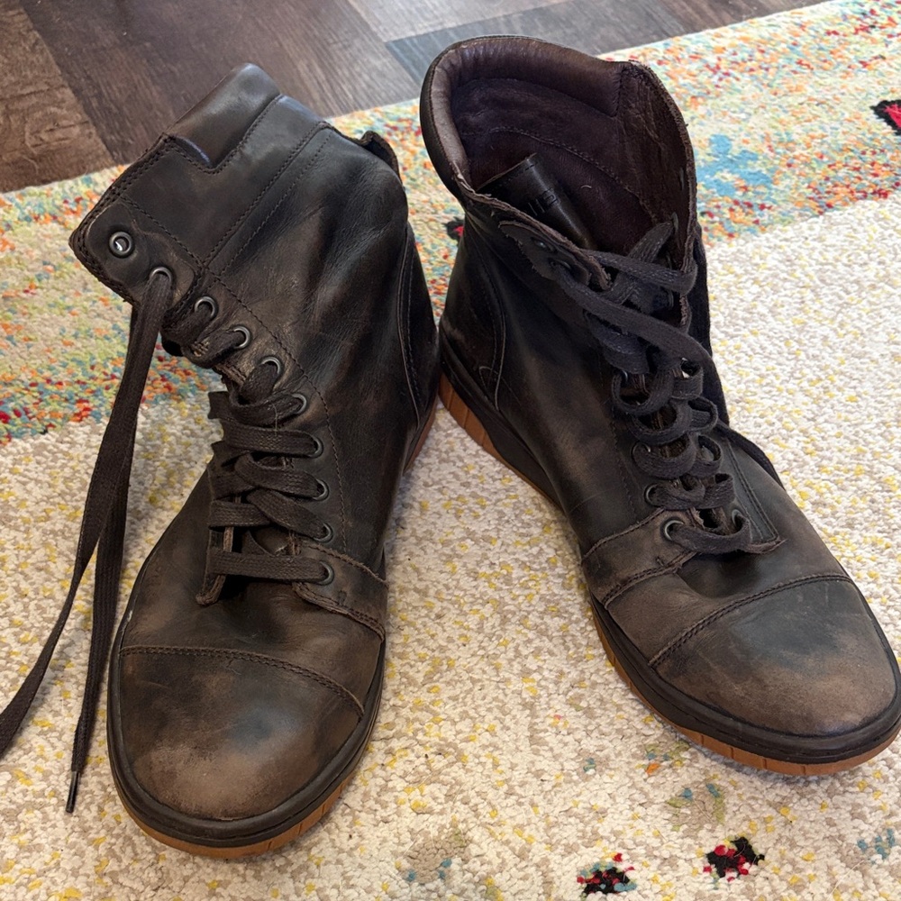 Diesel Men's Chukka Boots - Black and Brown
